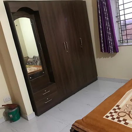 Kushi Guest House